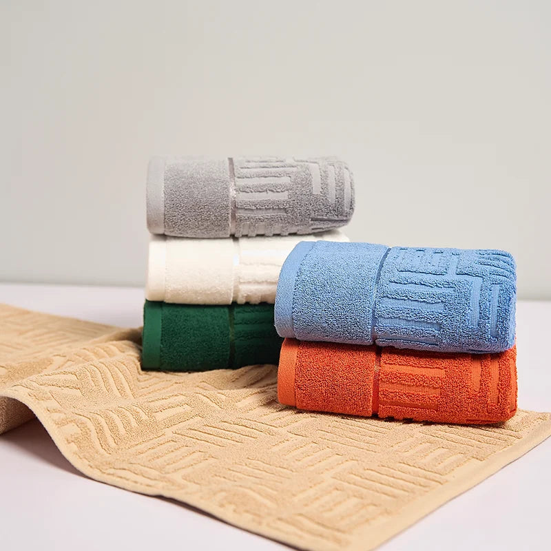 Cotton Thickened Soft Bath Towel Comfortable Bath Towel for Home Bathrooms